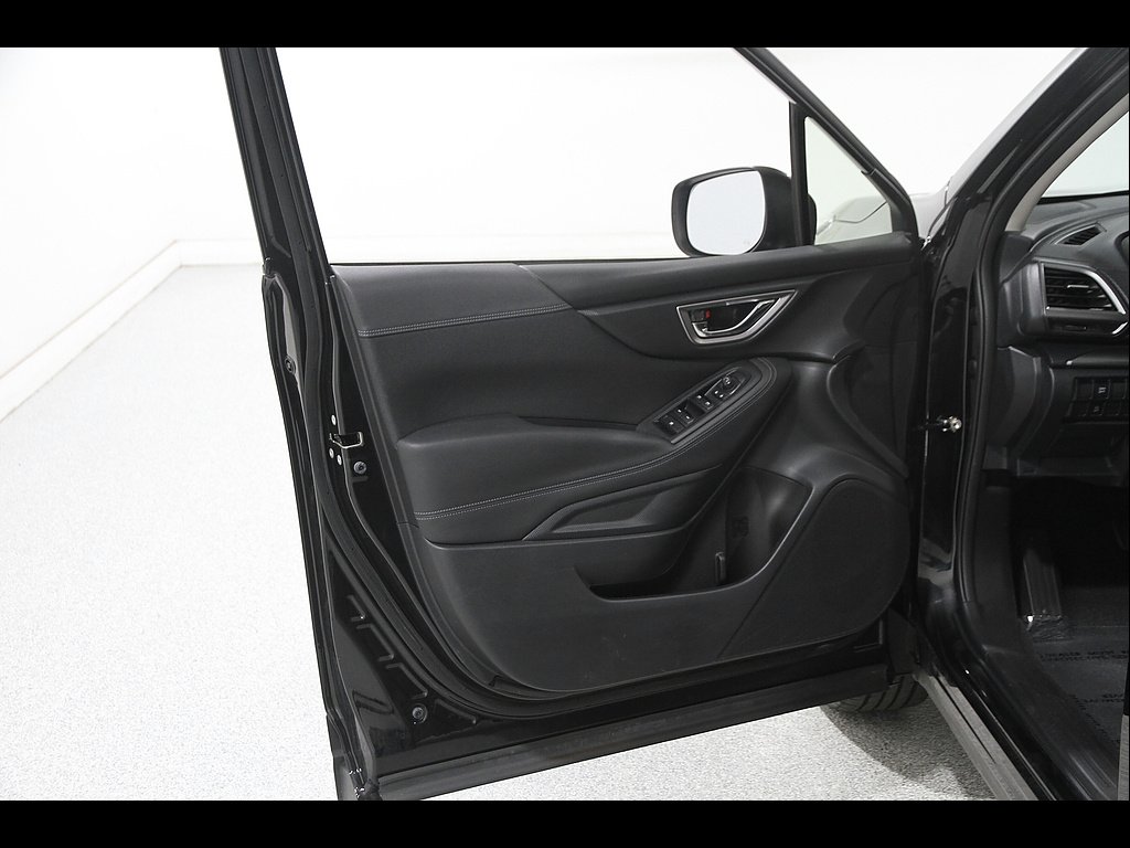 2023 Subaru Forester Premium - Photo 4