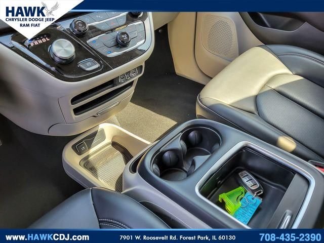 Used 2023 White Chrysler Touring L image 24