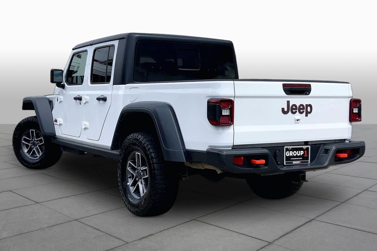 Used 2026 Bright White Clearcoat Jeep Mojave image 12