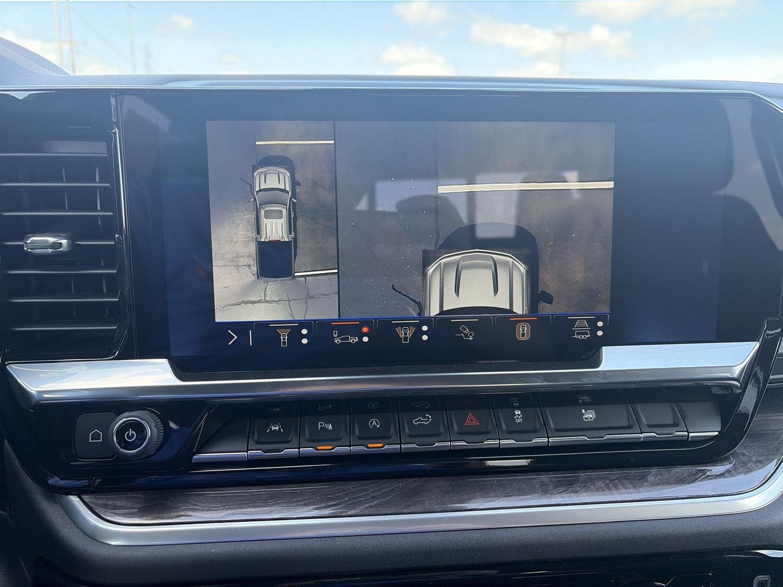 2026 Chevrolet Silverado 1500 LTZ - Photo 25