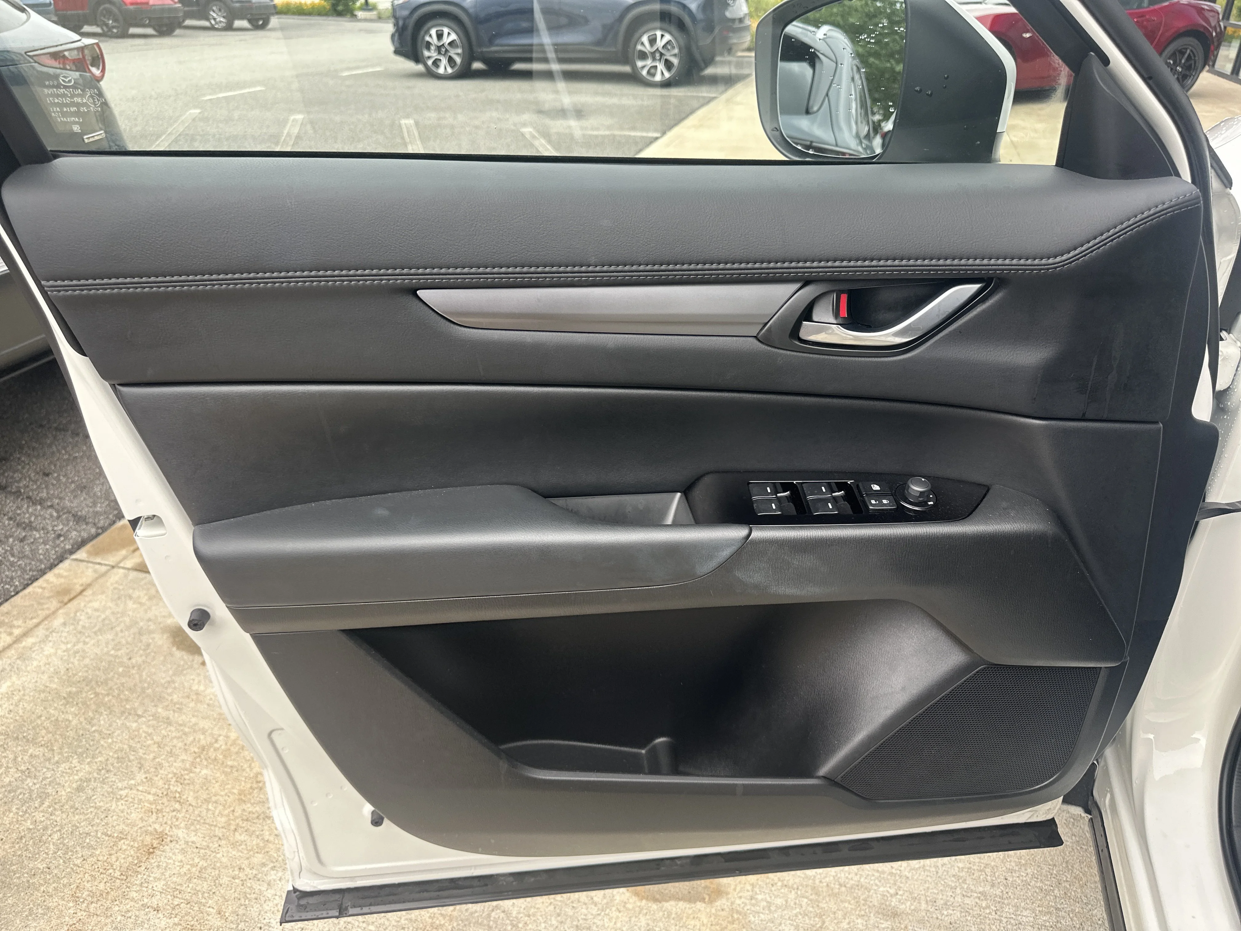 Certified Used 2025 Rhodium White Metallic Mazda 2.5 S Preferred Package image 7