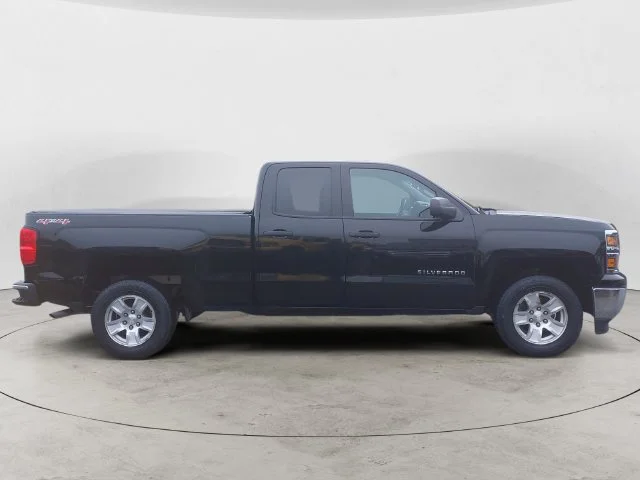 Used 2014 Black Chevrolet LT image 4