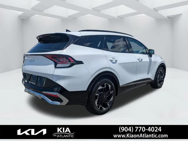 Used 2025 White Kia SX-Prestige image 3