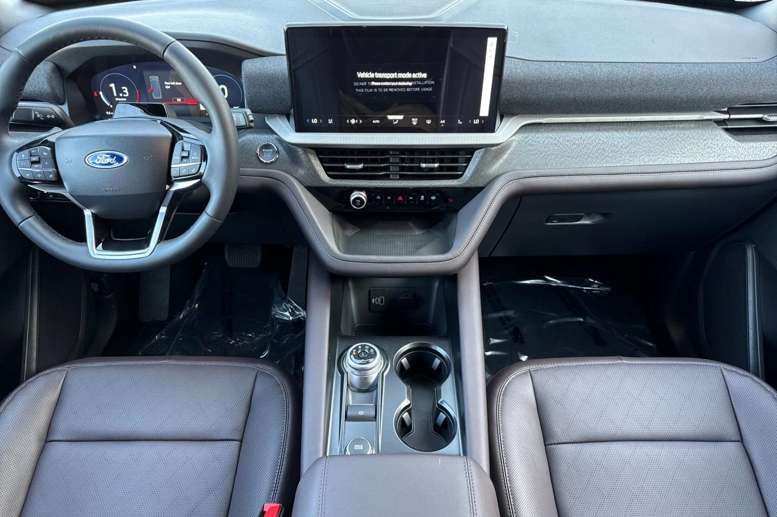 New 2027 Star White Metallic Tri-Coat Ford Platinum™ image 16