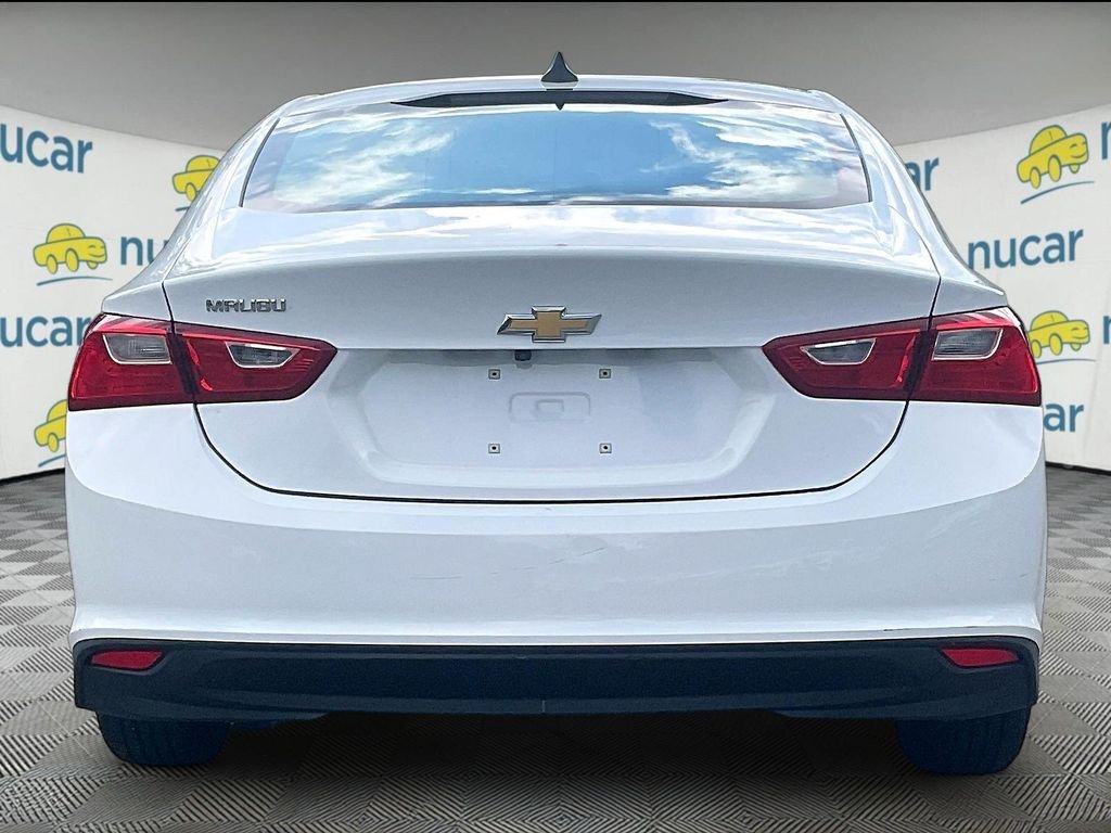 Used 2017 White Chevrolet LS image 5