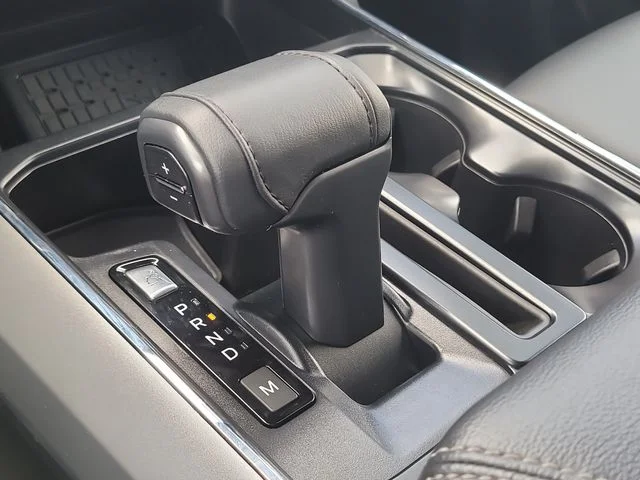 Used 2025 Black Ford XLT image 29
