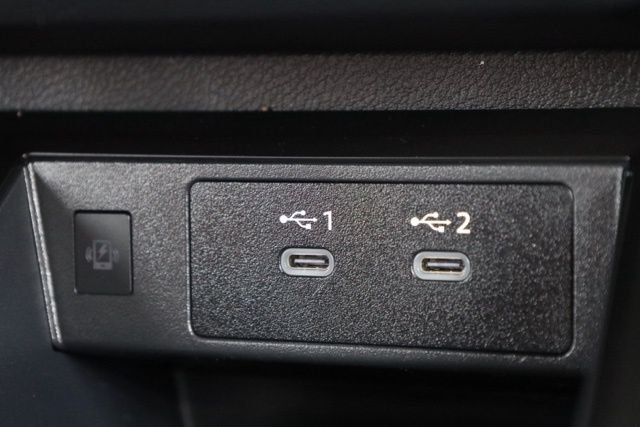 Used 2025 Gray Nissan SV image 29