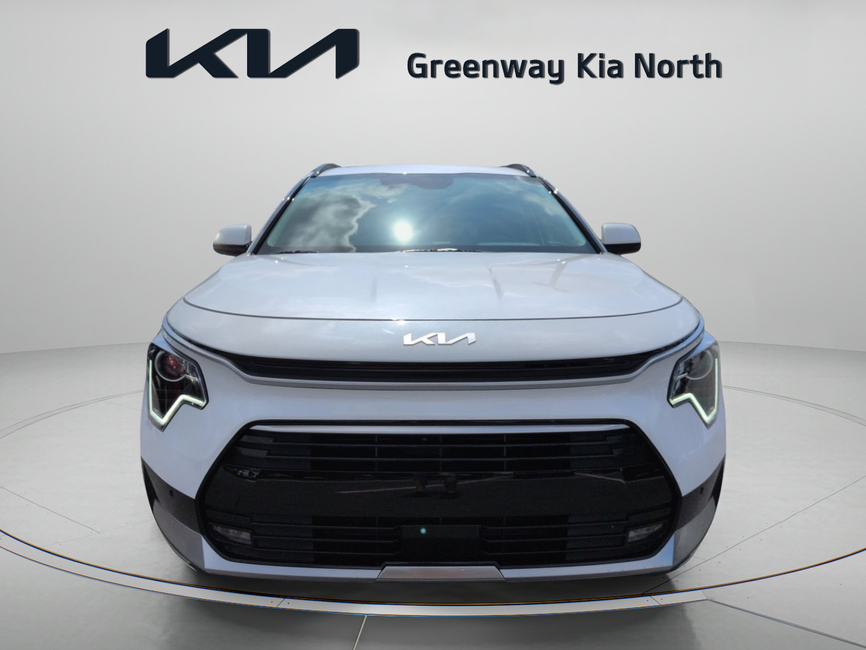 New 2026 Snow White Pearl Kia SX image 3
