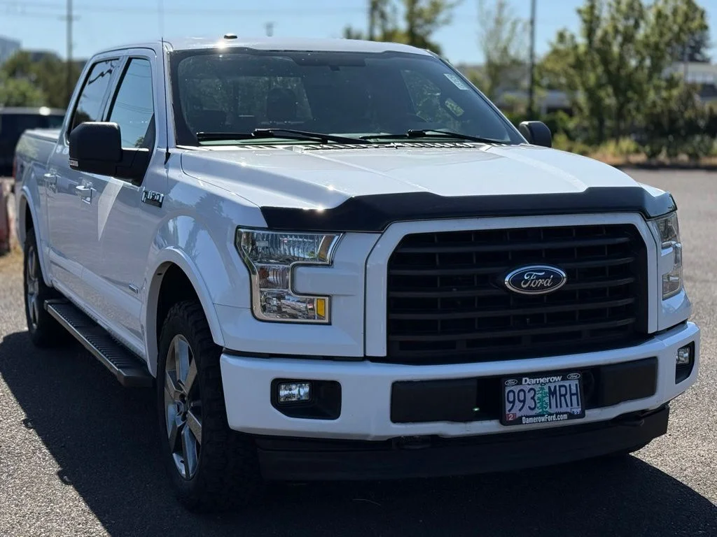 Used 2017  Ford XLT image 7