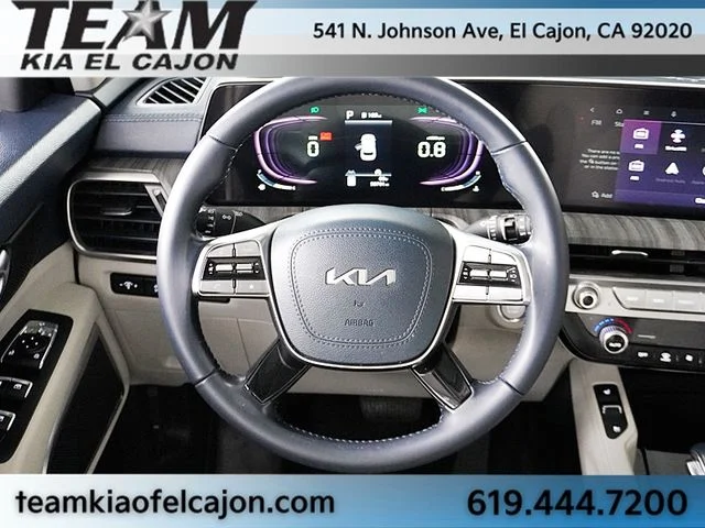 Used 2024 Silver Kia EX FWD image 21