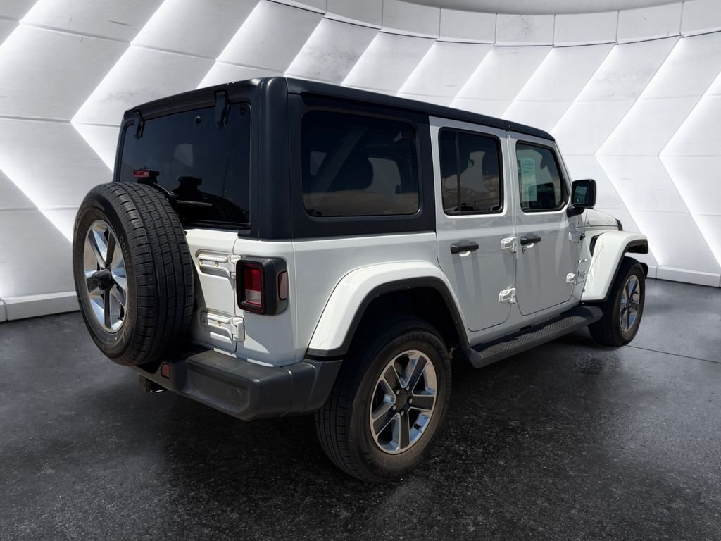 Used 2023 White Jeep Sahara image 4