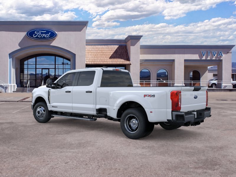 New 2026 Oxford White Ford F-350® XLT image 4