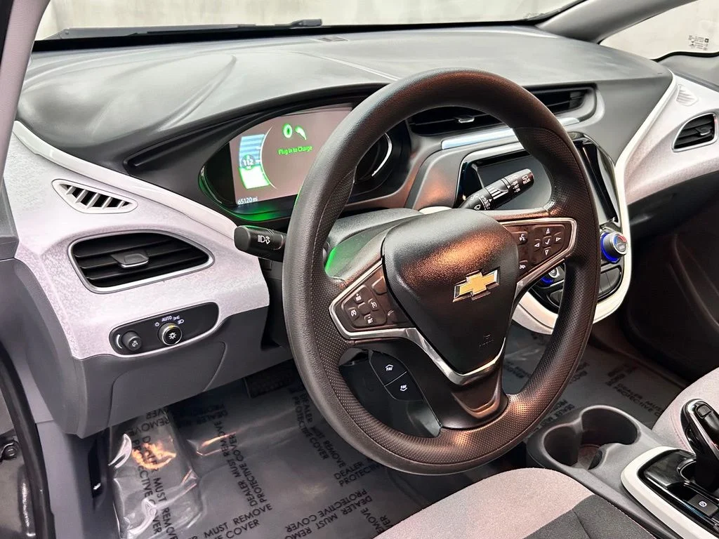 Used 2020 Gray Chevrolet LT image 11