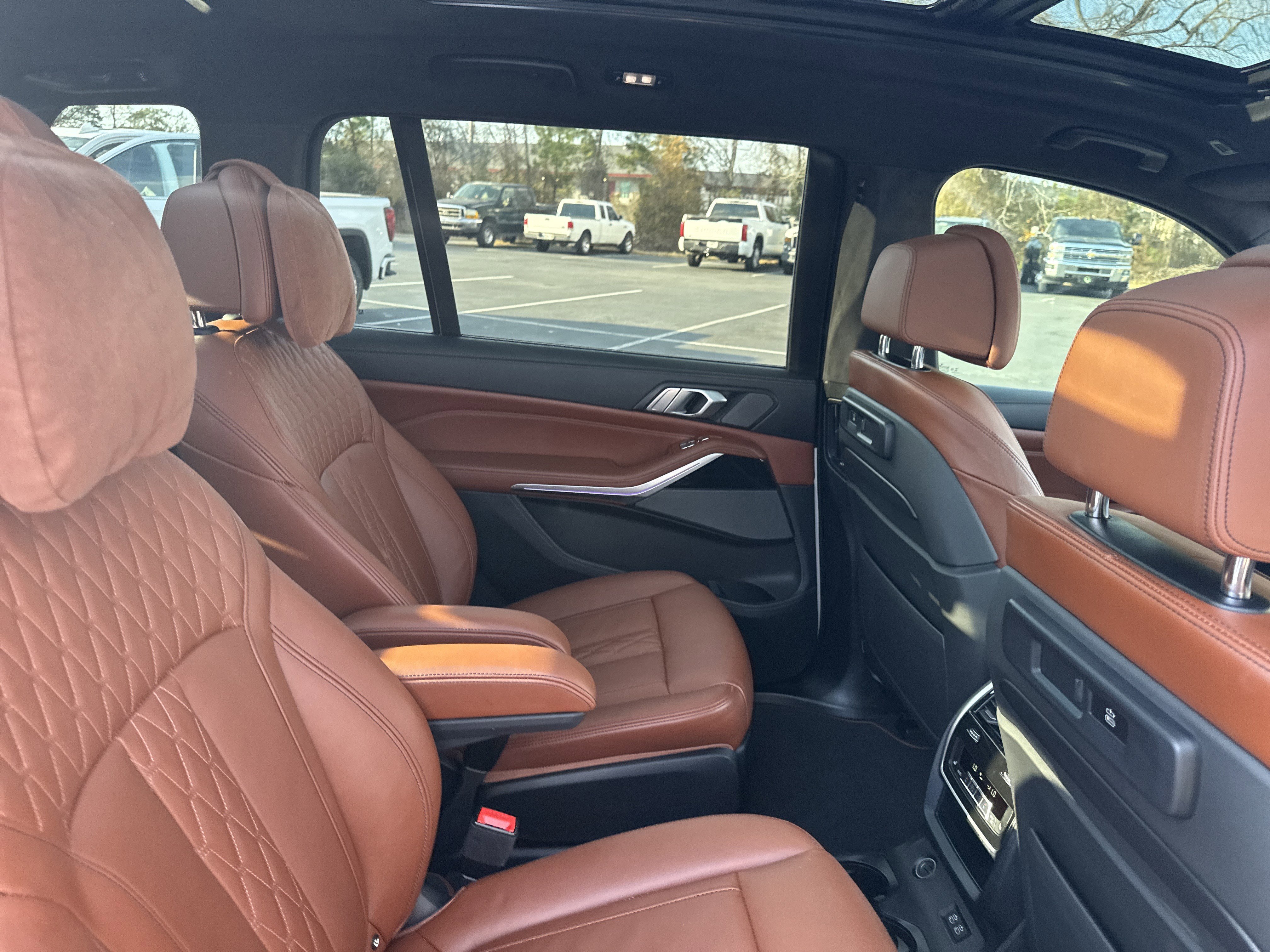 2022 BMW X7 ALPINA XB7 - Photo 33