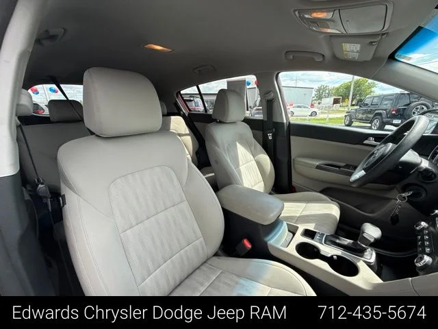 Used 2020 Red Kia LX image 36