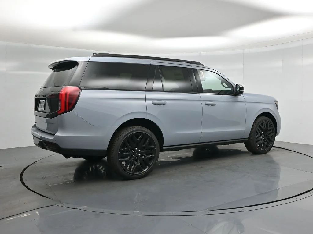 New 2026 Glacier Gray Metallic Tri-Coat Ford Platinum image 28