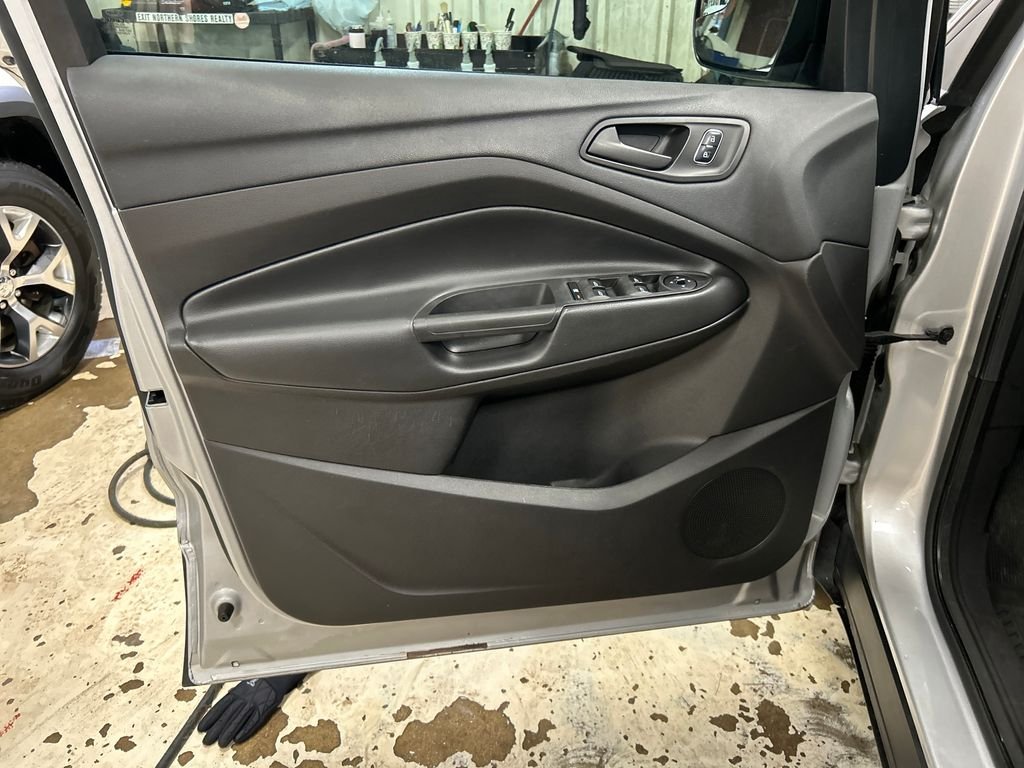 Used 2017 Silver Ford S image 15