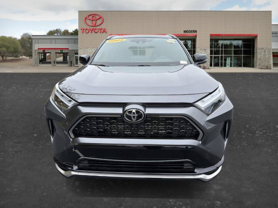 Used 2025 Magnetic Gray Metallic/Midnight Black Metallic Toyota XSE image 2