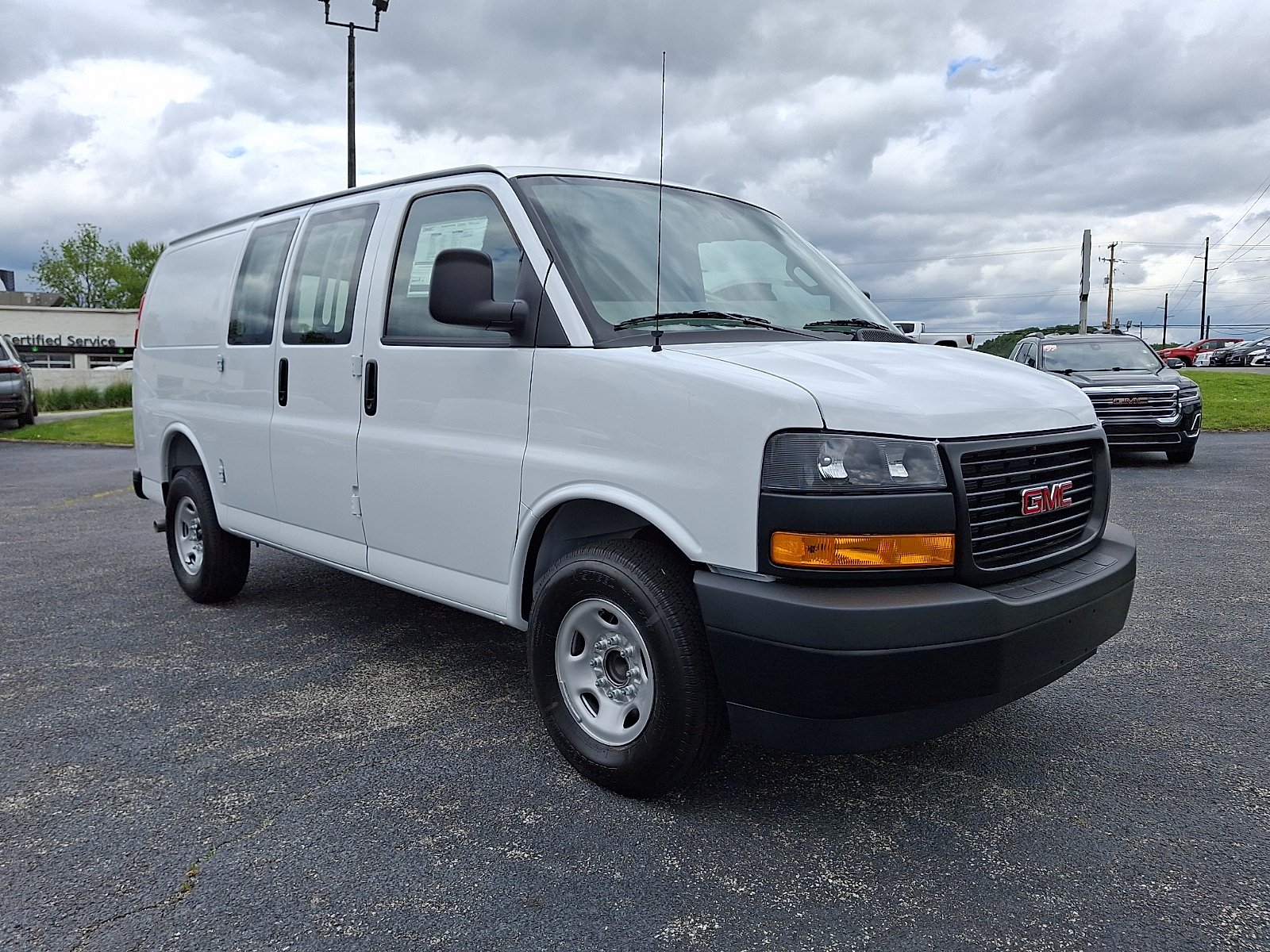 2026 GMC Savana 2500's photo