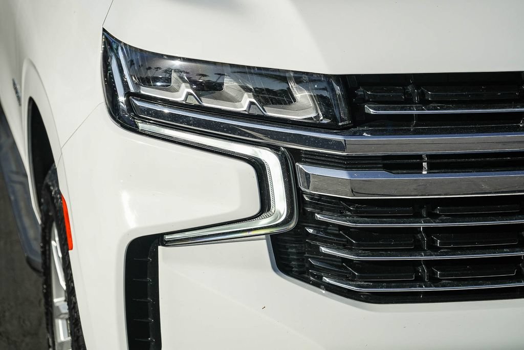 Used 2023 Summit White Chevrolet LT image 8
