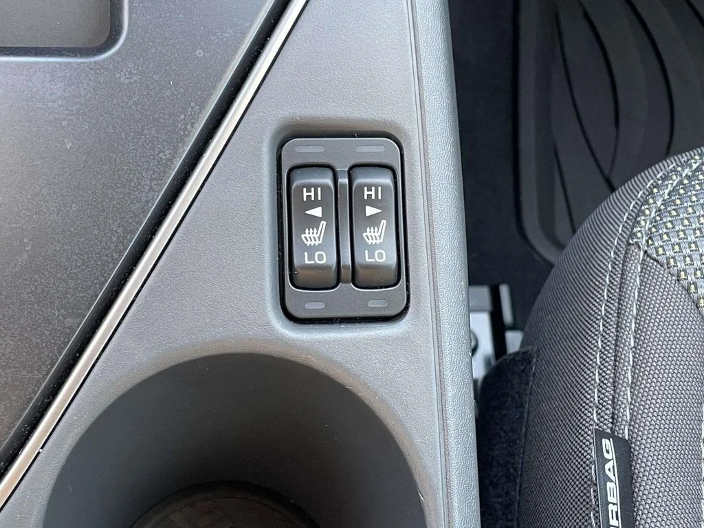Used 2024 Ice Silver Metallic Subaru Premium image 20