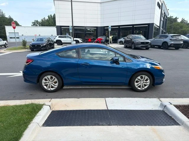 Used 2015  Honda LX image 7
