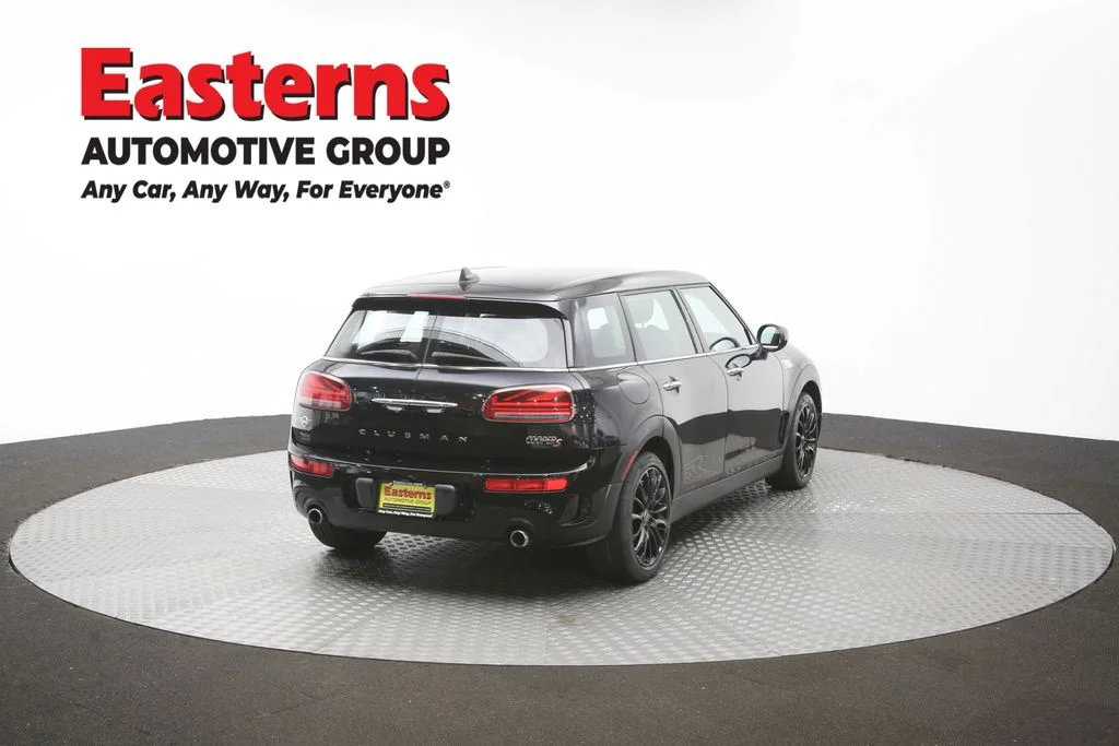 Used 2023 Black MINI Clubman image 39