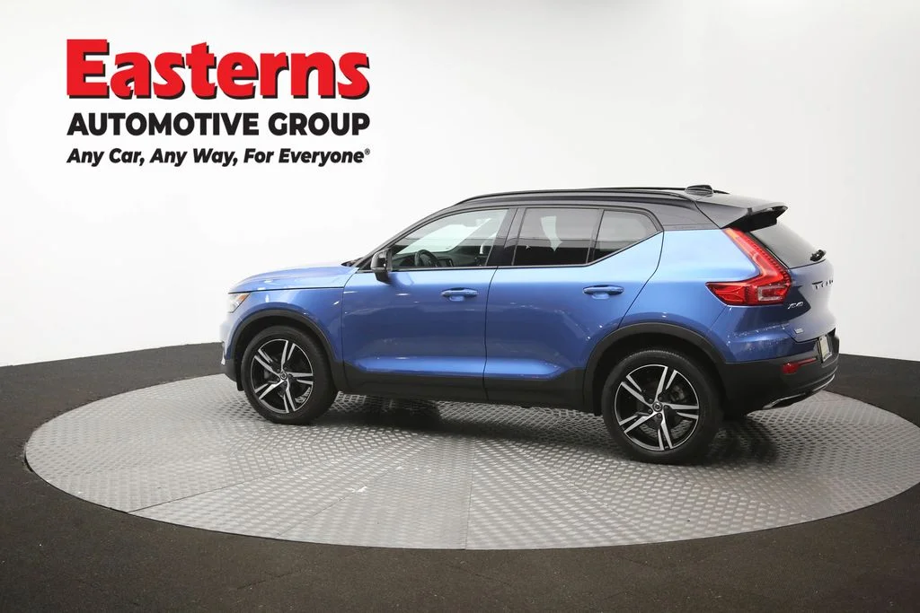 Used 2020 Blue Volvo R-Design image 62