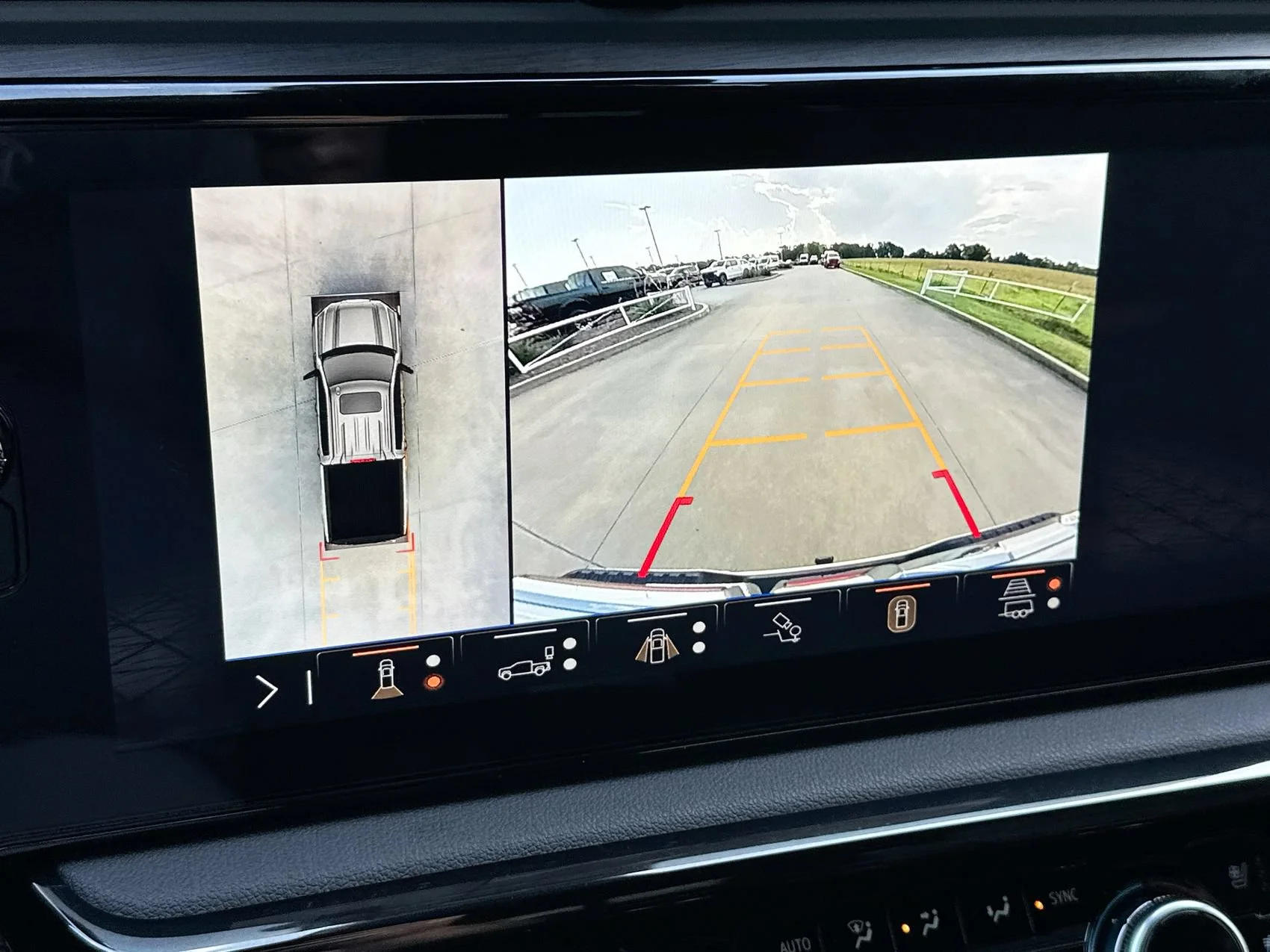 Used 2025 Summit White GMC AT4 image 17