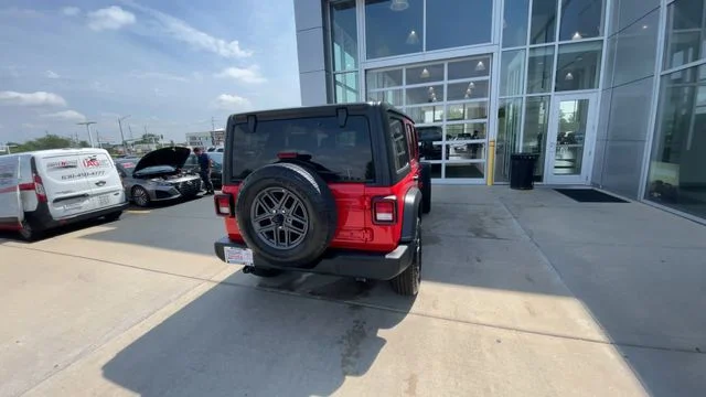 2025 Jeep Wrangler 4-Door Sport S - Photo 9