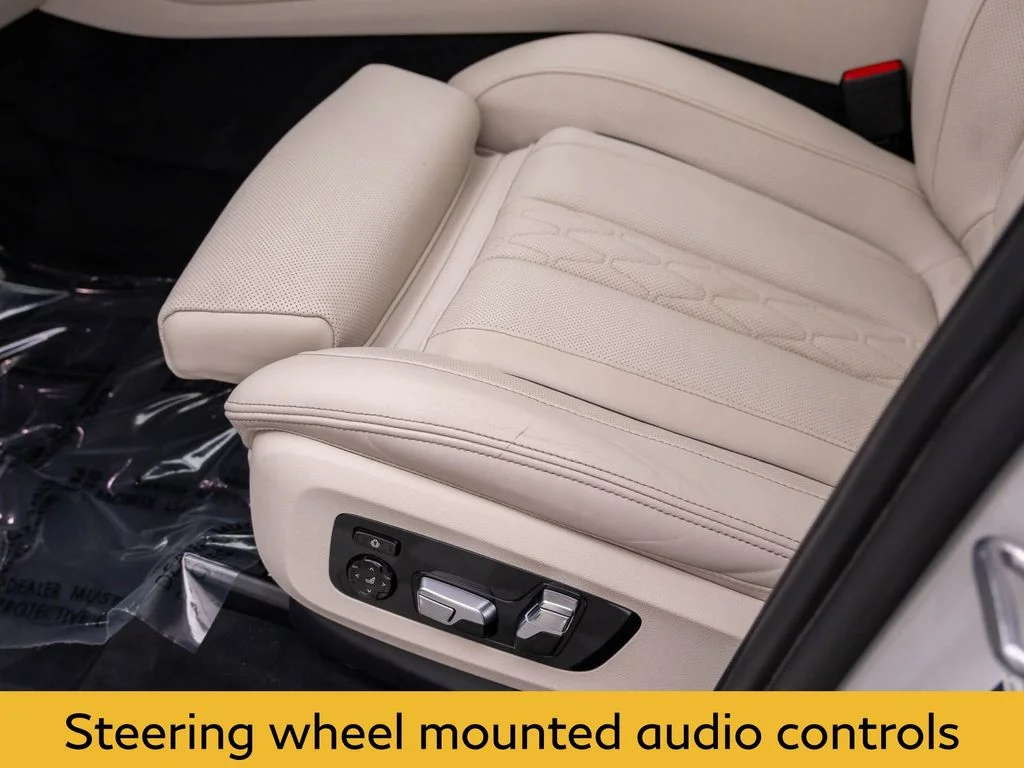 Used 2023 White BMW M50i image 18