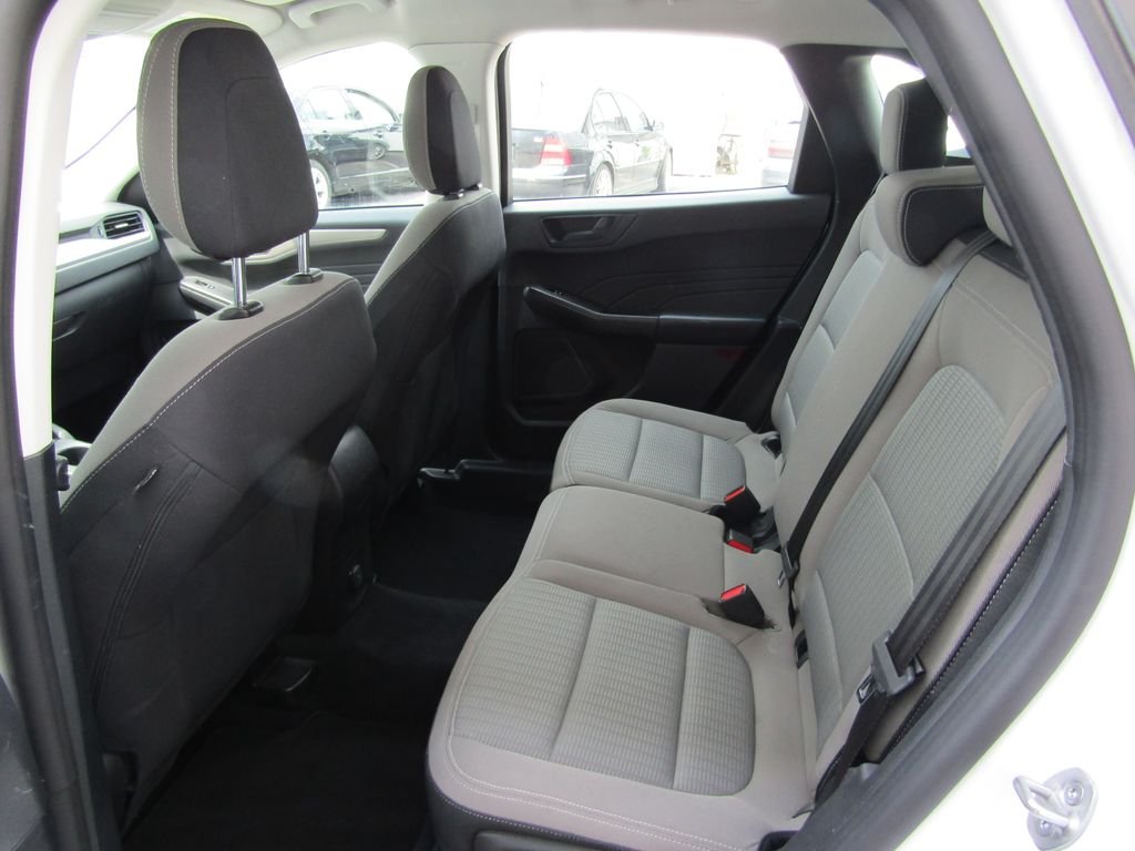 Used 2022 White Ford S image 24