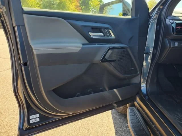 2026 Chevrolet Silverado EV Trail Boss - Photo 6