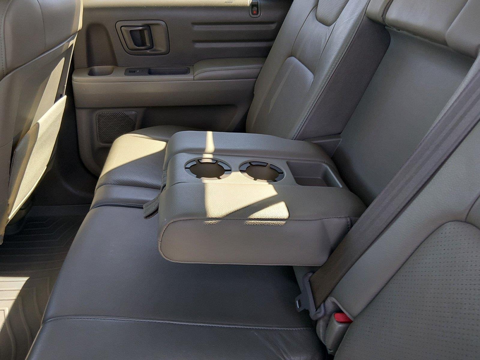 Used 2007  Honda RTL w/Leather image 20