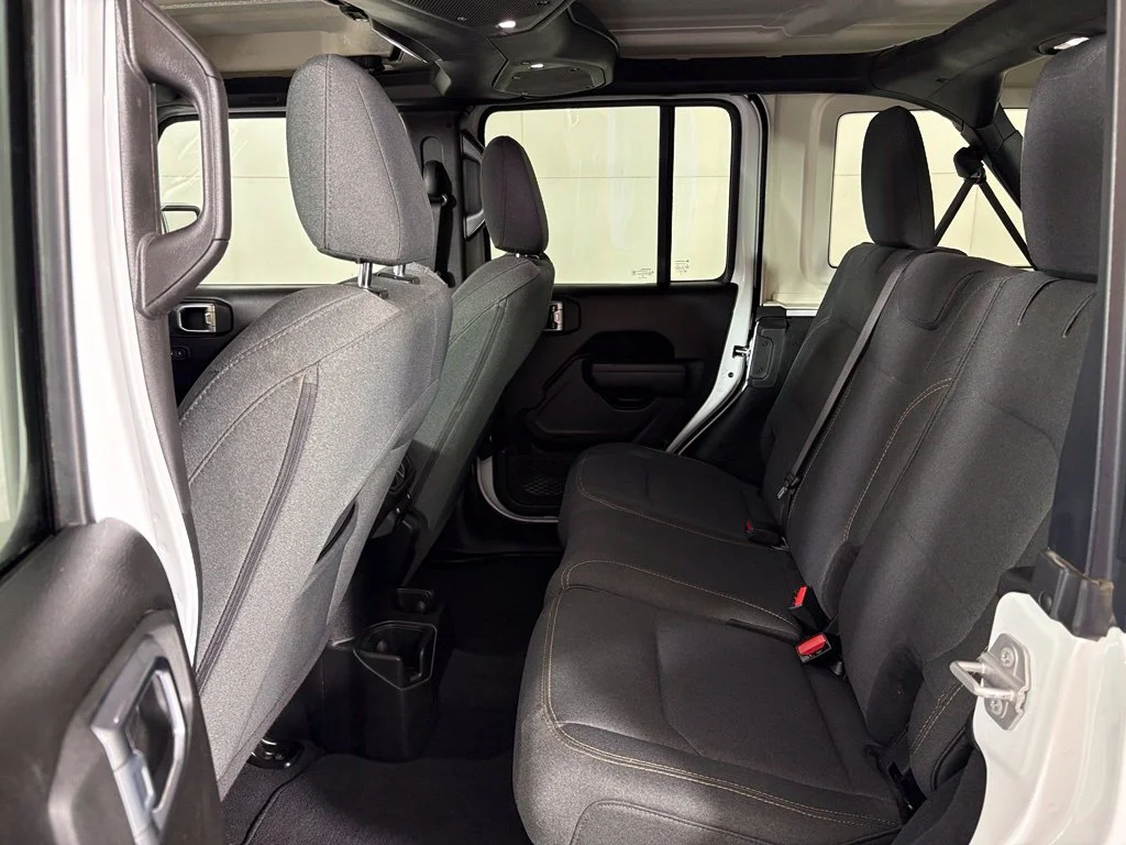 Used 2025 White Jeep Sport S image 34