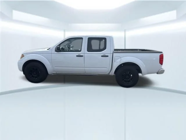 Used 2012 White Nissan SV image 10