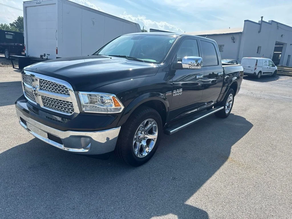 Certified Used 2018 Brilliant Black Crystal Pearlcoat Ram Laramie image 13