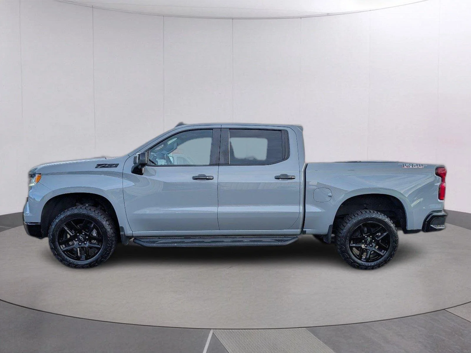 Used 2024 Slate Gray Metallic Chevrolet LT Trail Boss image 2