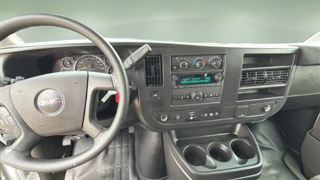 Used 2025 White GMC Work Van image 15