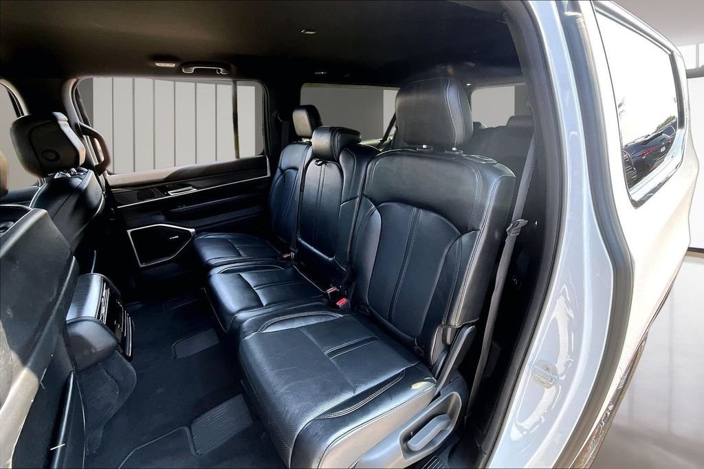 Used 2023 White Jeep Series II image 28