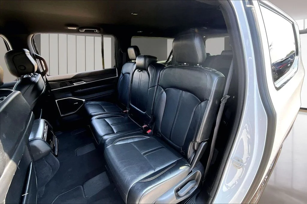 Used 2023 White Jeep Series II image 28
