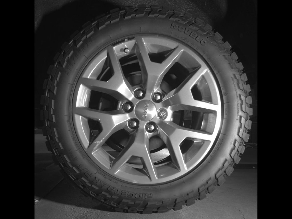 Used 2018 Black GMC SLT image 10