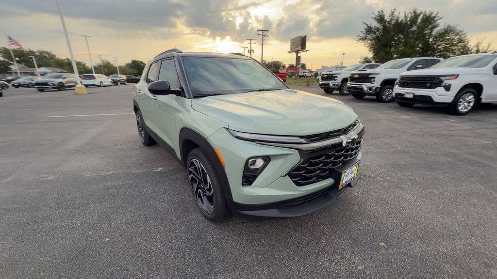 Used 2024 Cacti Green Chevrolet RS image 2