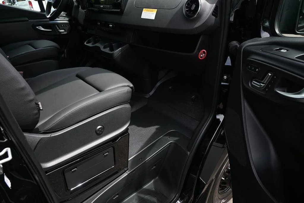 New 2026 Jet Black Mercedes-Benz  image 20
