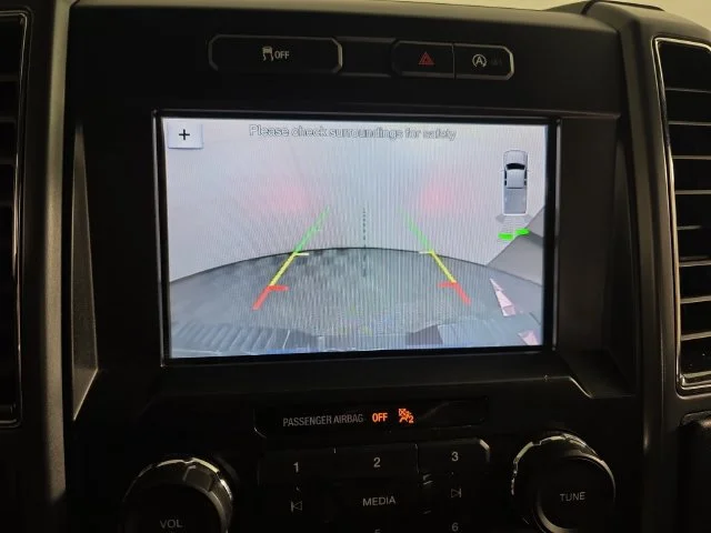 Used 2018 Blue Ford XLT image 20