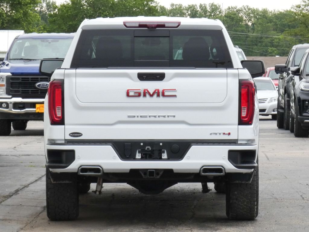 Used 2023 White GMC AT4 image 4