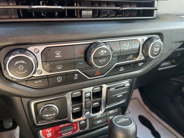 2024 Jeep Gladiator Jeep Beach - Photo 27