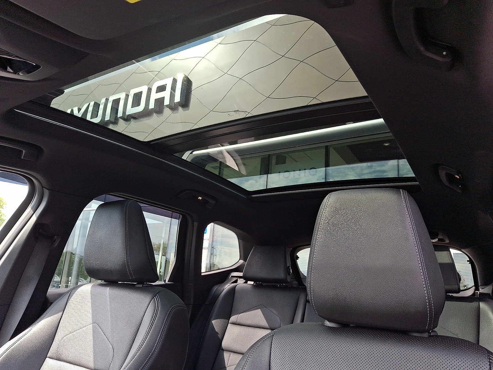 2023 BMW X1 28i - Photo 15
