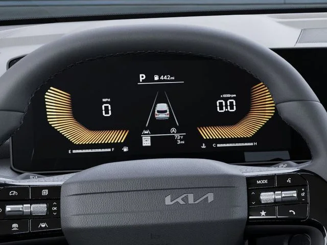 New 2026 White Kia S image 21