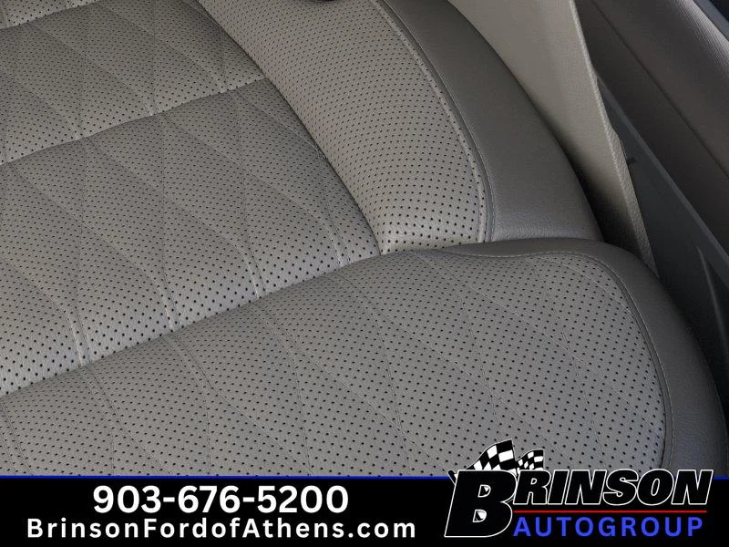 New 2026 Star White Metallic Tri-Coat Ford Platinum® image 16